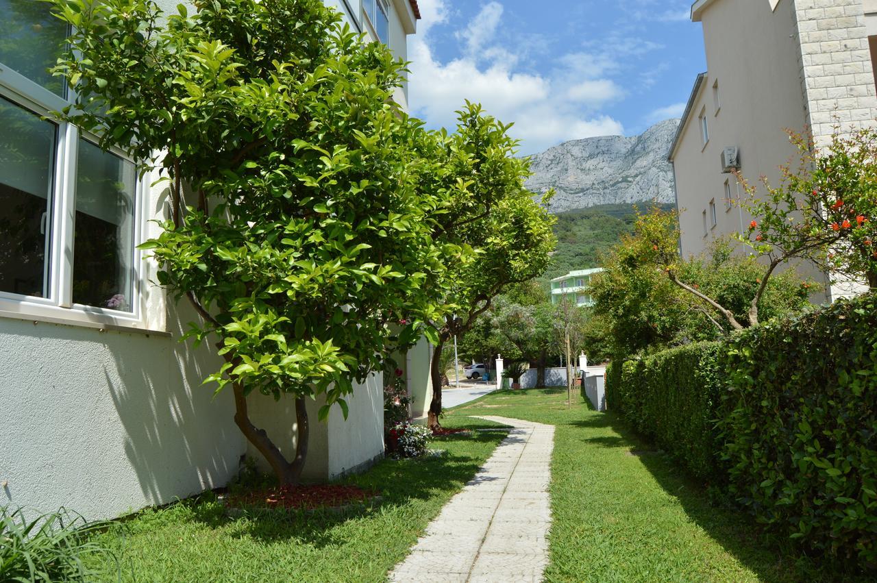 Rooms & Apartments Villa Anka Tučepi المظهر الخارجي الصورة